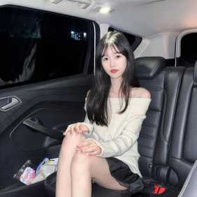 东莞新人刚下海温柔可人妩媚风情-雯雯